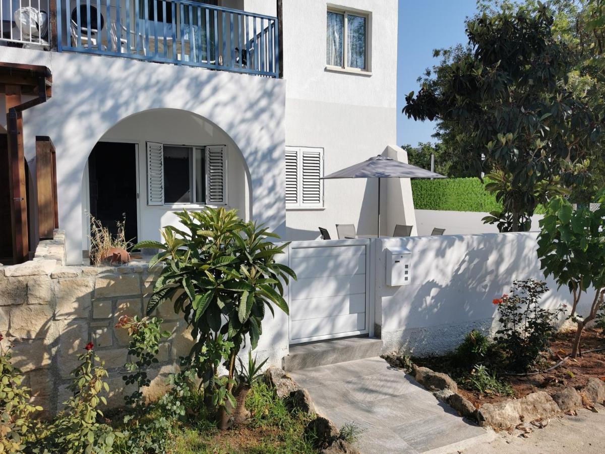 Paphos Gardens Apartment Exterior photo