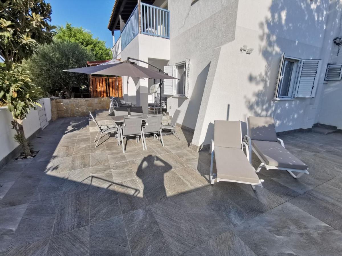 Paphos Gardens Apartment Exterior photo