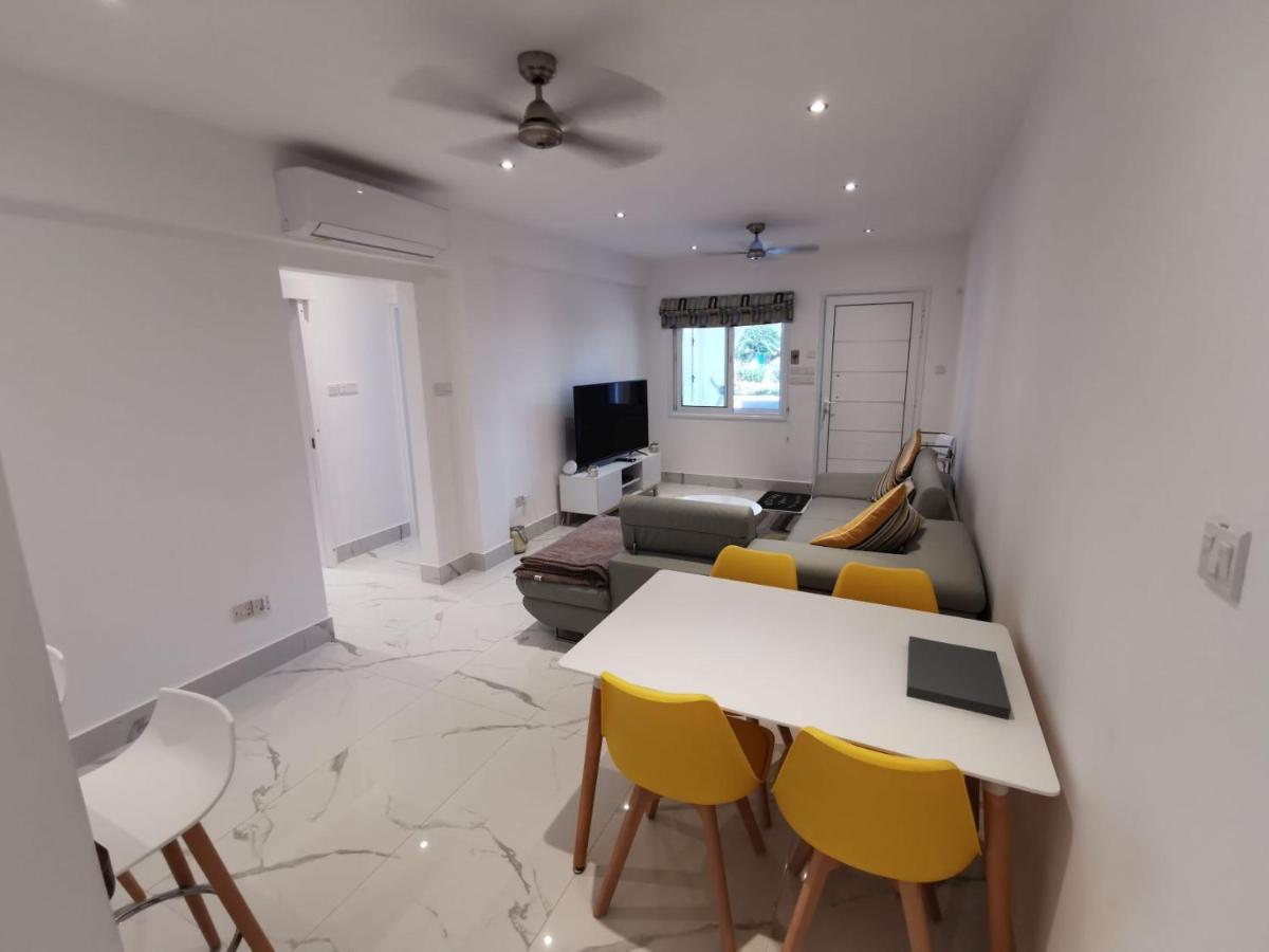 Paphos Gardens Apartment Exterior photo