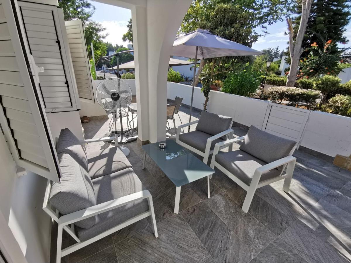 Paphos Gardens Apartment Exterior photo