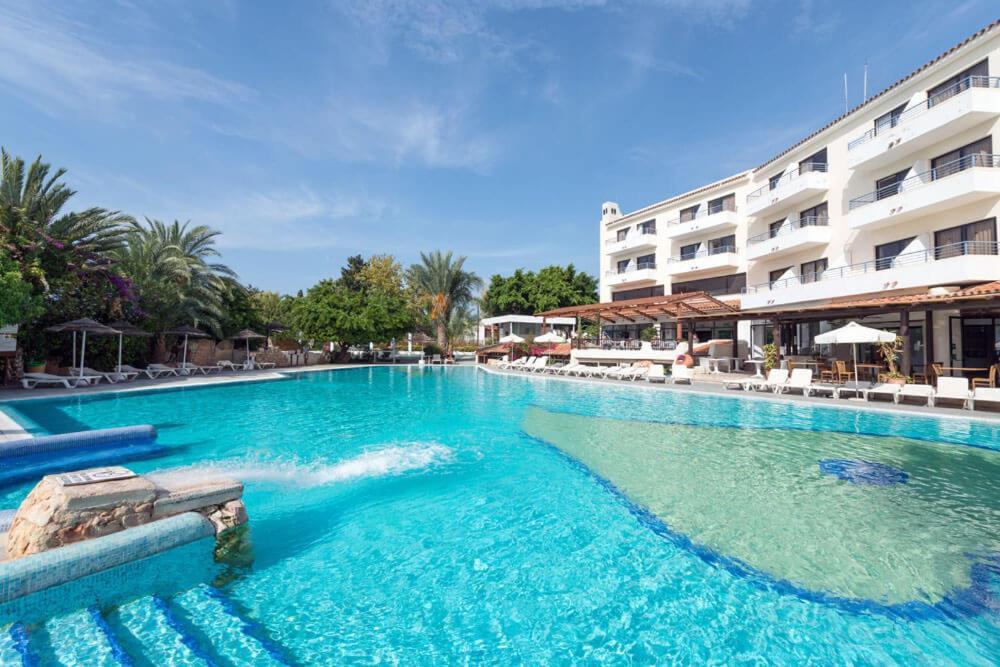 Paphos Gardens Apartment Exterior photo